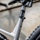 Sixpack Gedichtete Sattelklemme I Sealed Seatclamp ⌀31,8 mm / 27,2mm Midnight Black