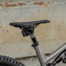 Sixpack Gedichtete Sattelklemme I Sealed Seatclamp ⌀31,8 mm / 27,2mm Midnight Black